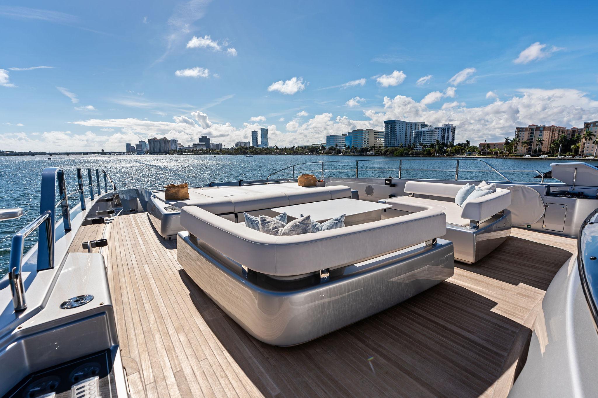 2025-riva-130-bellissima-power-9989248-20251202112206162-1