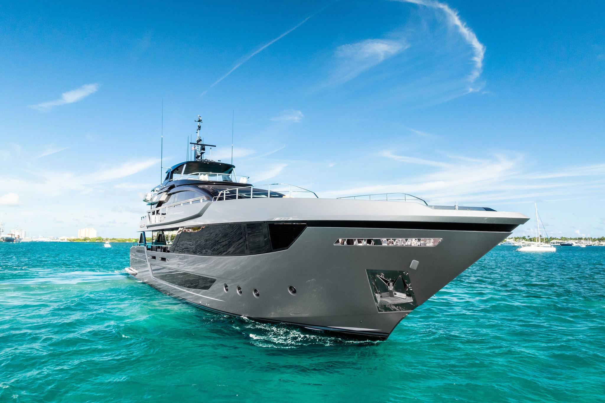 2025-riva-130-bellissima-power-9989248-20251202111608809-4