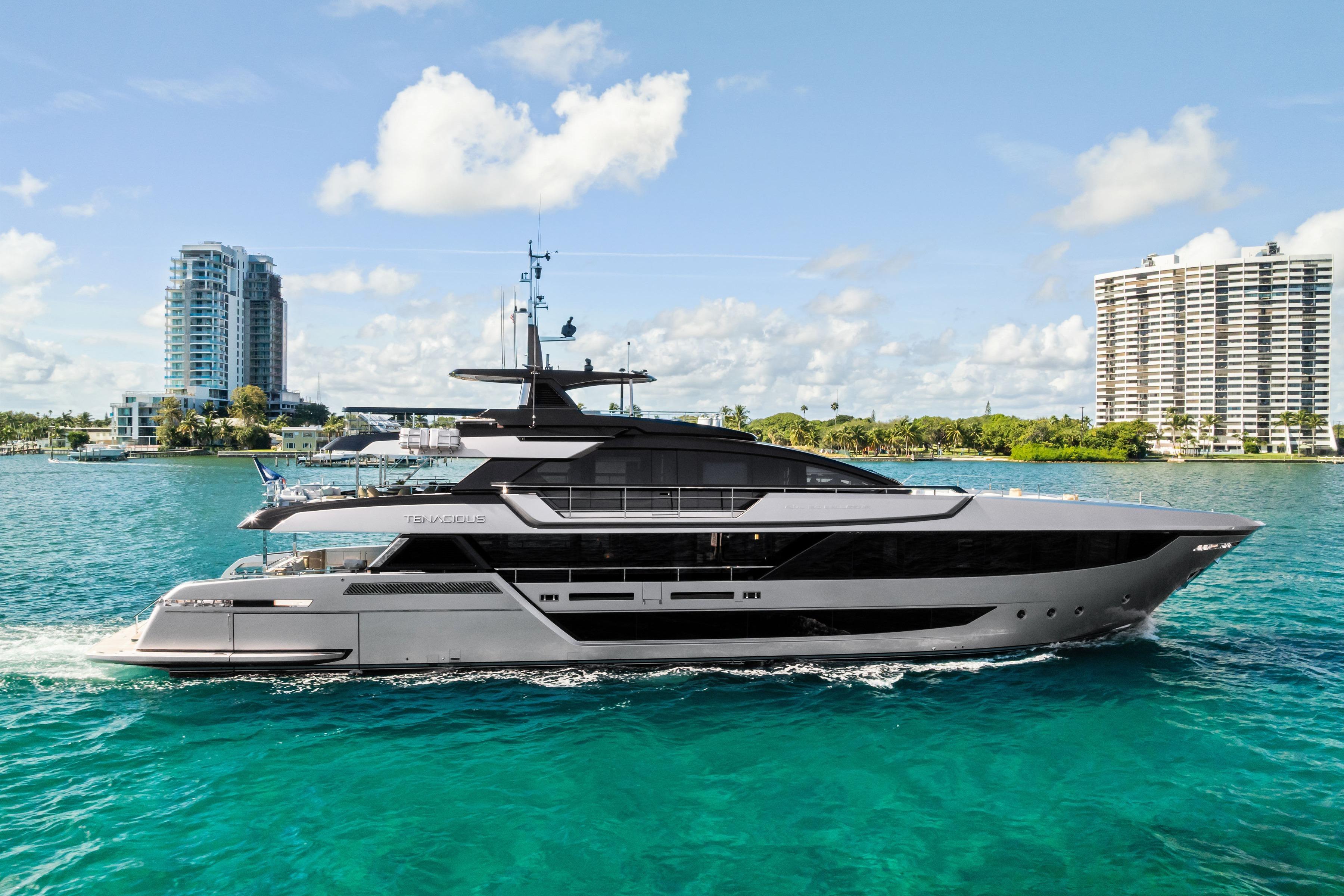 2025-riva-130-bellissima-power-9989248-20251202111605188-1