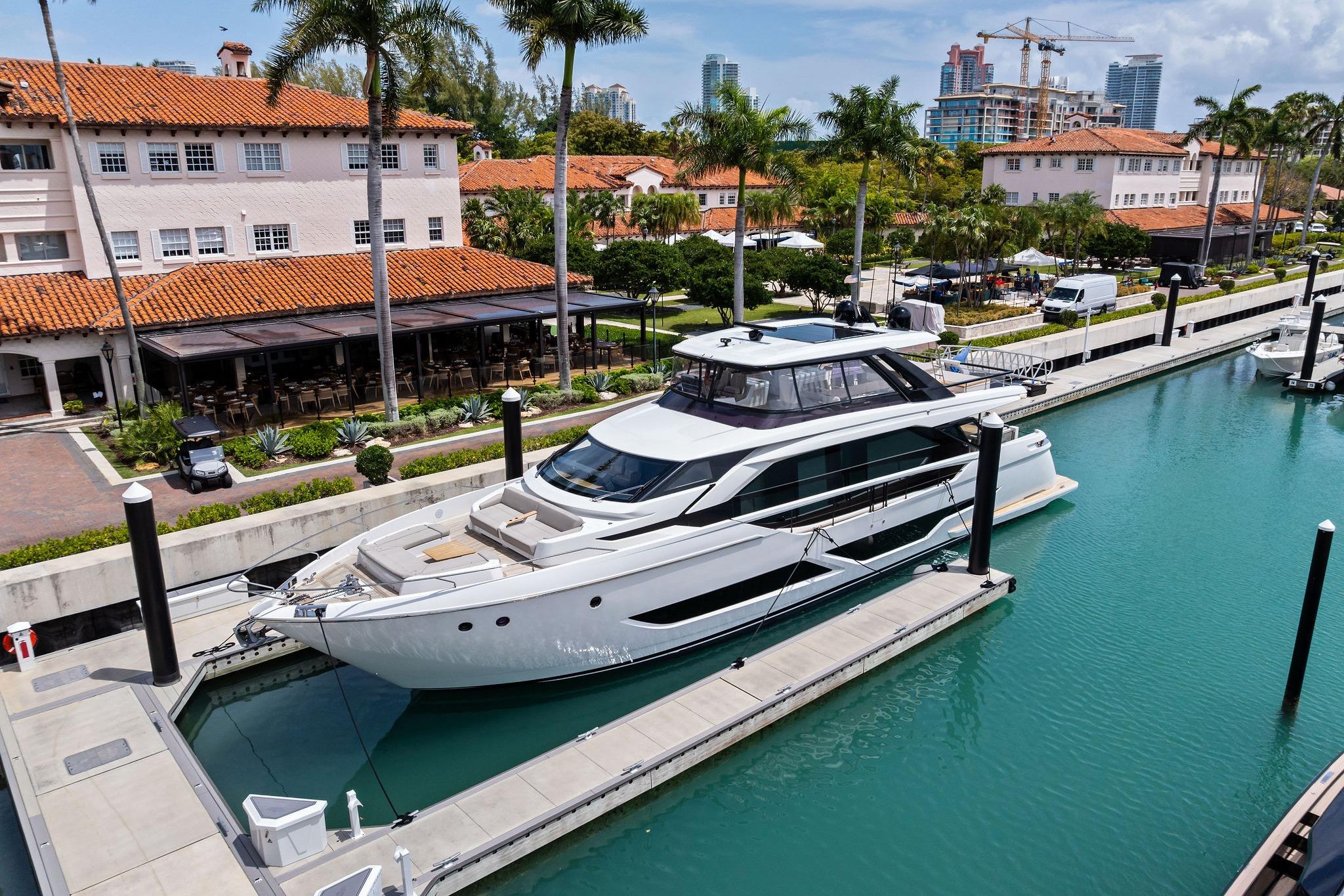 2023-ferretti-yachts-860-power-10151088-20260417063409962-3